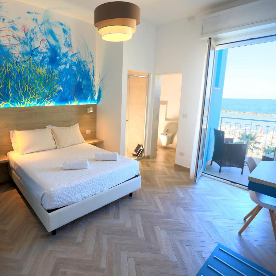 Art Hotel La Perla Bellaria-Igea Marina Eksteriør billede